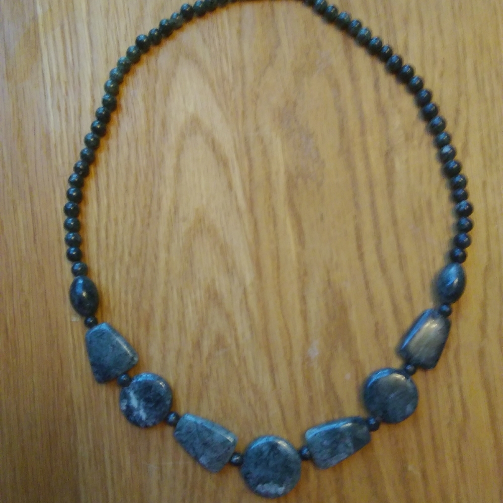 Green Stone Knecklace